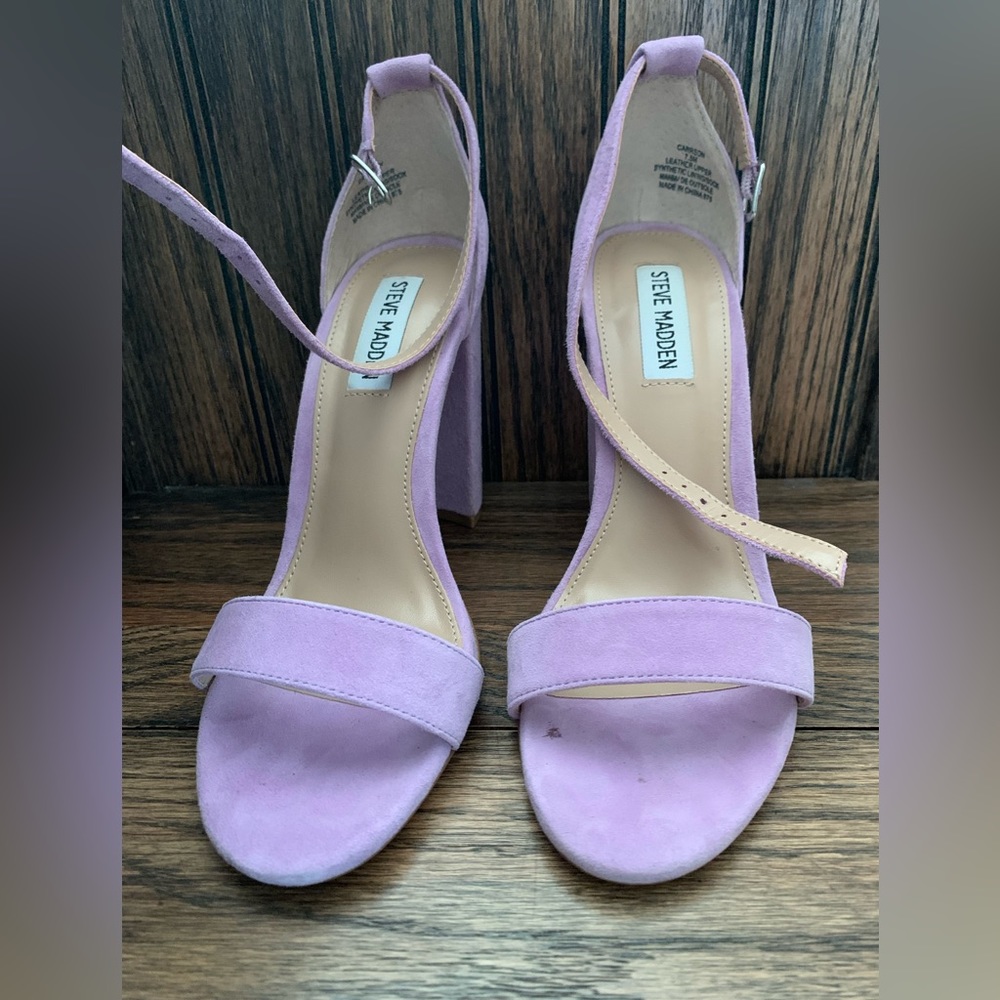 Steve Madden “Carrson” lavender suede heels, size 7.5